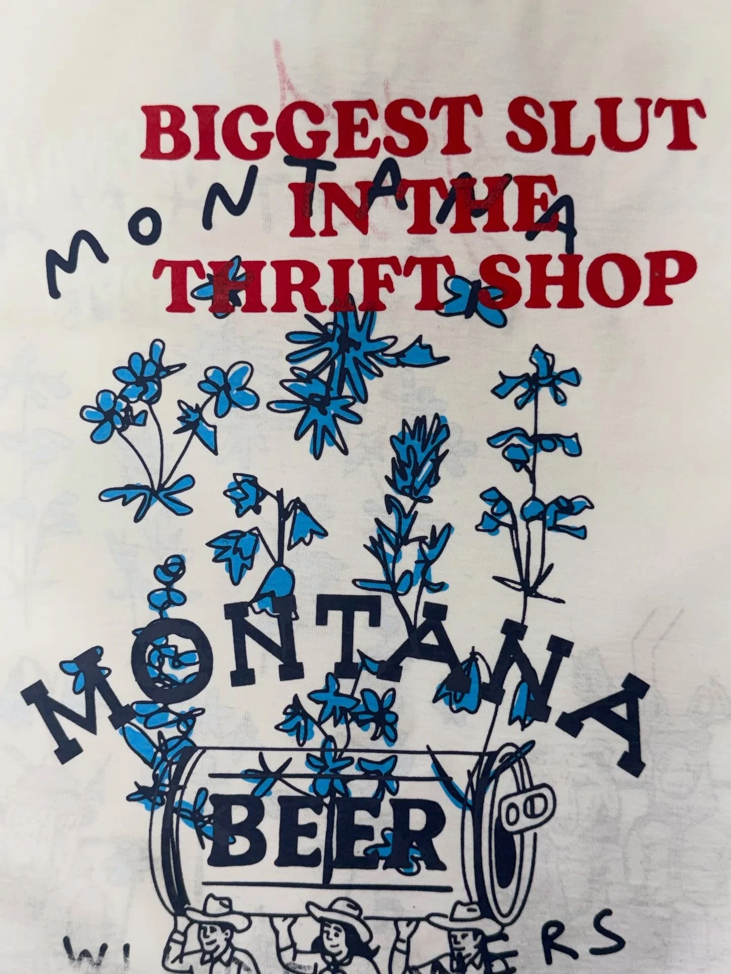 Just another look as to what it takes to make this place funky fresh 😂🧡

We work hard and play hard!  And maybe we are teasing a few new things coming soon here too 👀

Xoxo 

#bozeman #officehumor #funkyfresh #downtownbozeman #bts