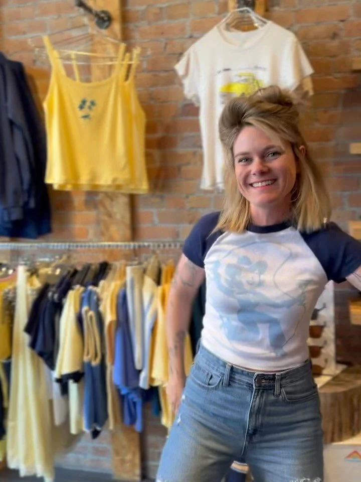 Well we were having some fun in the sun&hellip;. Then it started snowing&hellip; 🤣 Someone bring back the sunshineeeeee ☀️

Did you find a hidden tee alon a path? Did you have fun in office meetings like we did? 

How was your week? We wanna know 😍