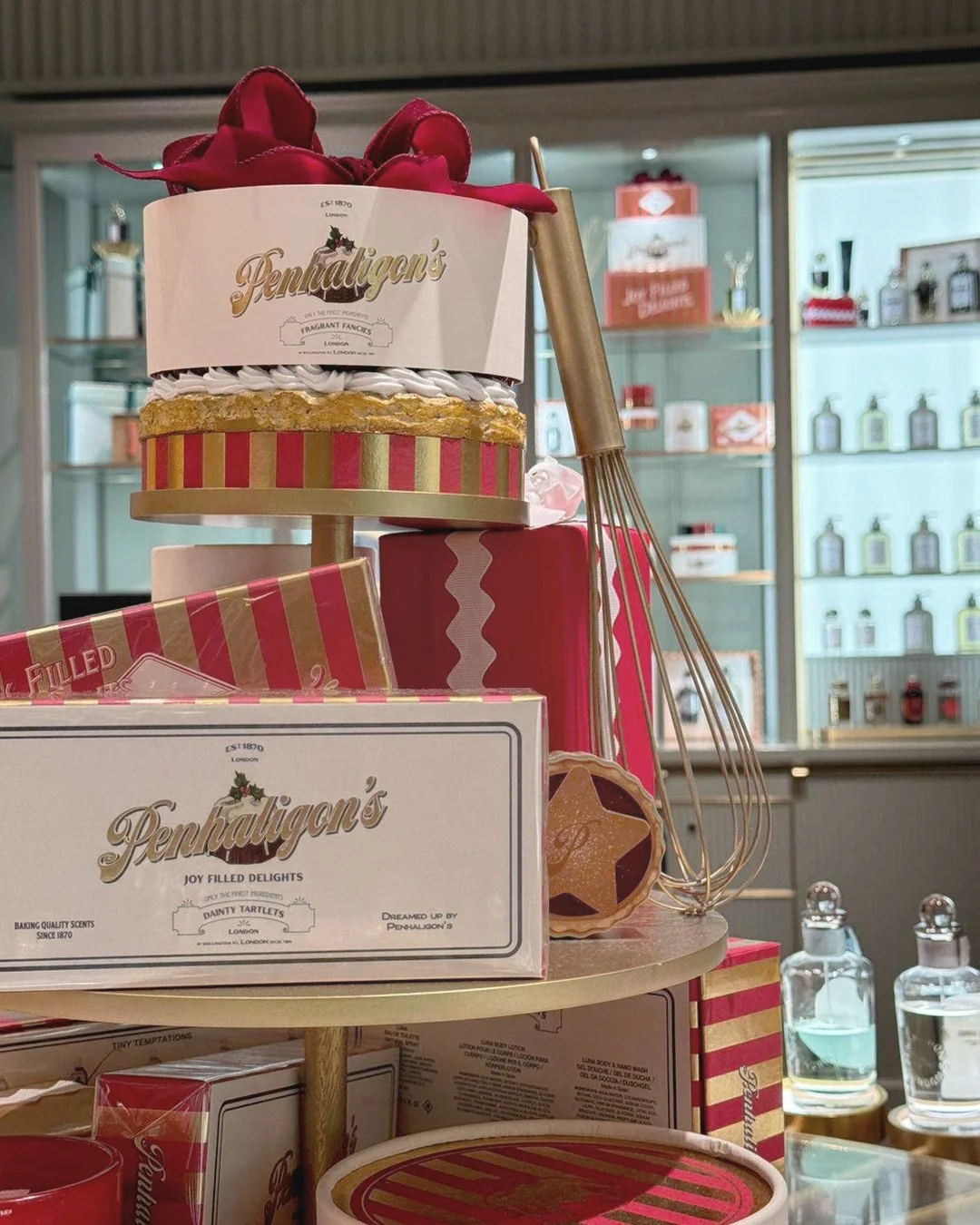 harrods_cakes_1507x1884.jpg