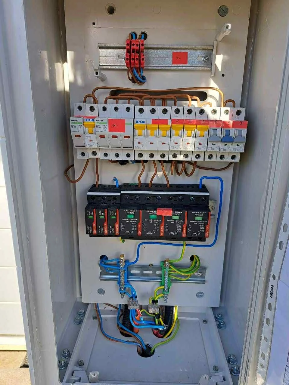 Závorový systém - Západočeská univerzita Plzeň