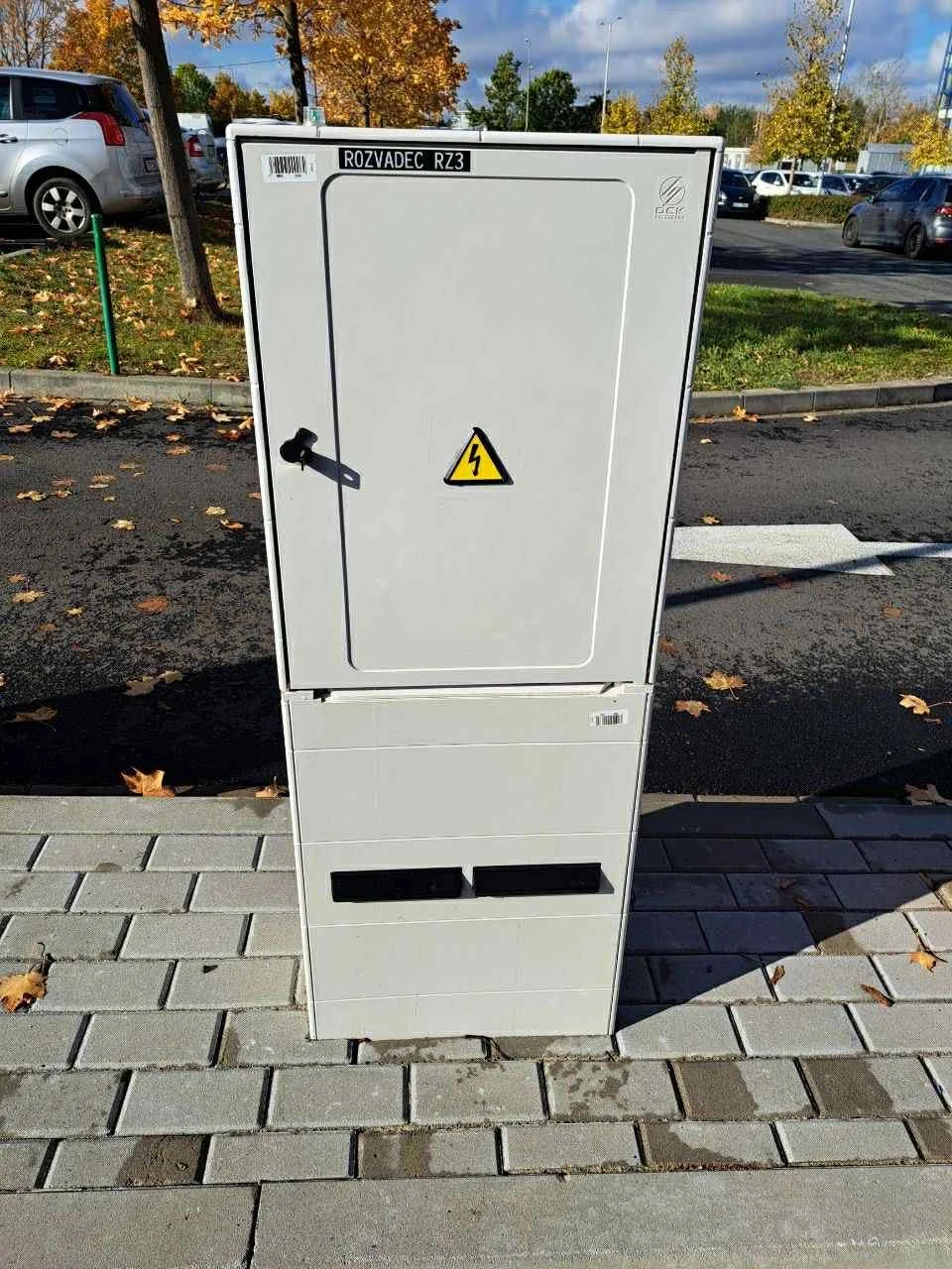 Závorový systém - Západočeská univerzita Plzeň