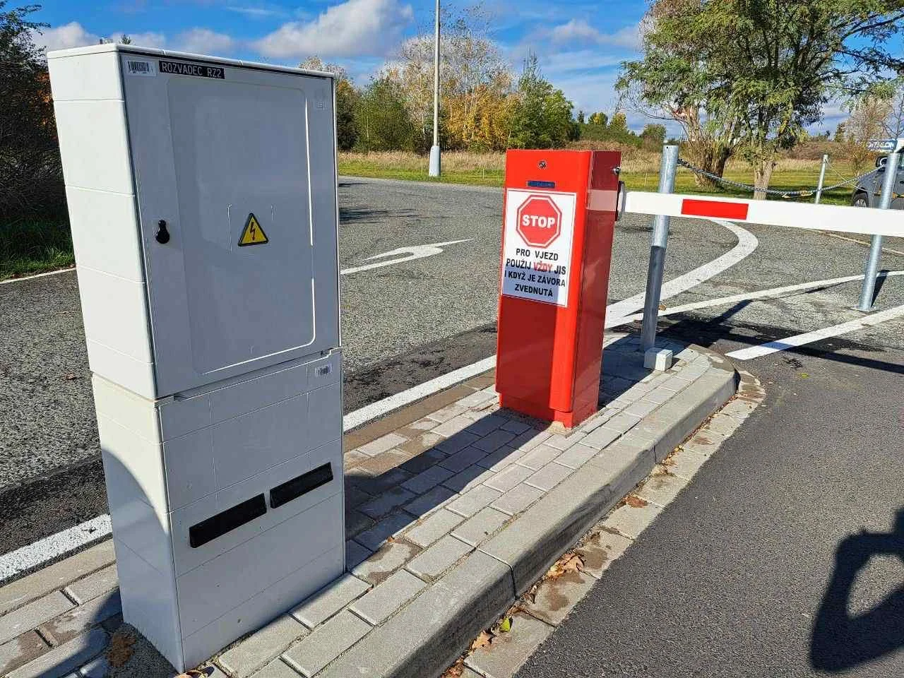 Závorový systém - Západočeská univerzita Plzeň