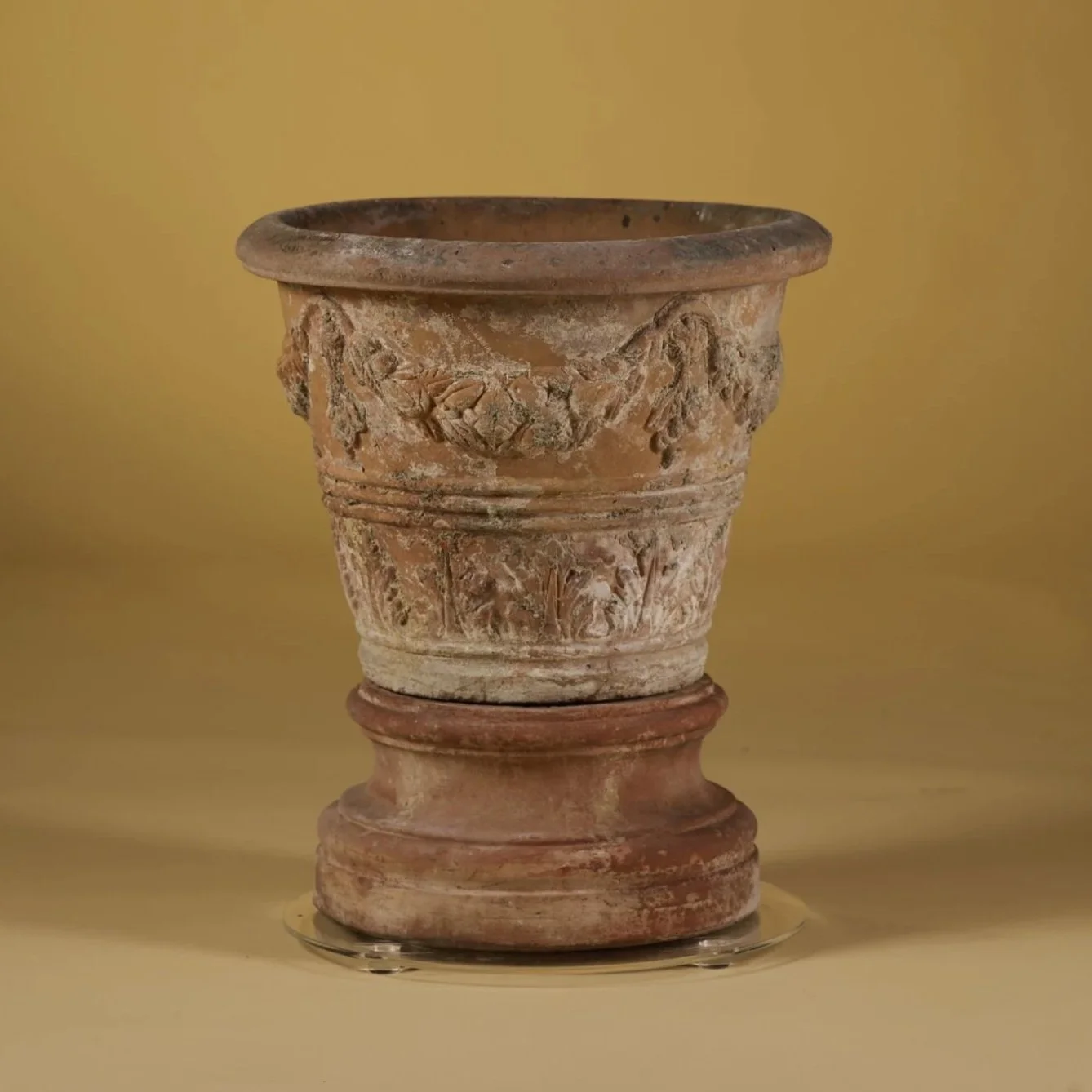 IG19974+++Round+Terra+Cotta+Planter+with+Base+19.5%27%27D+x+23%27%27H.jpg
