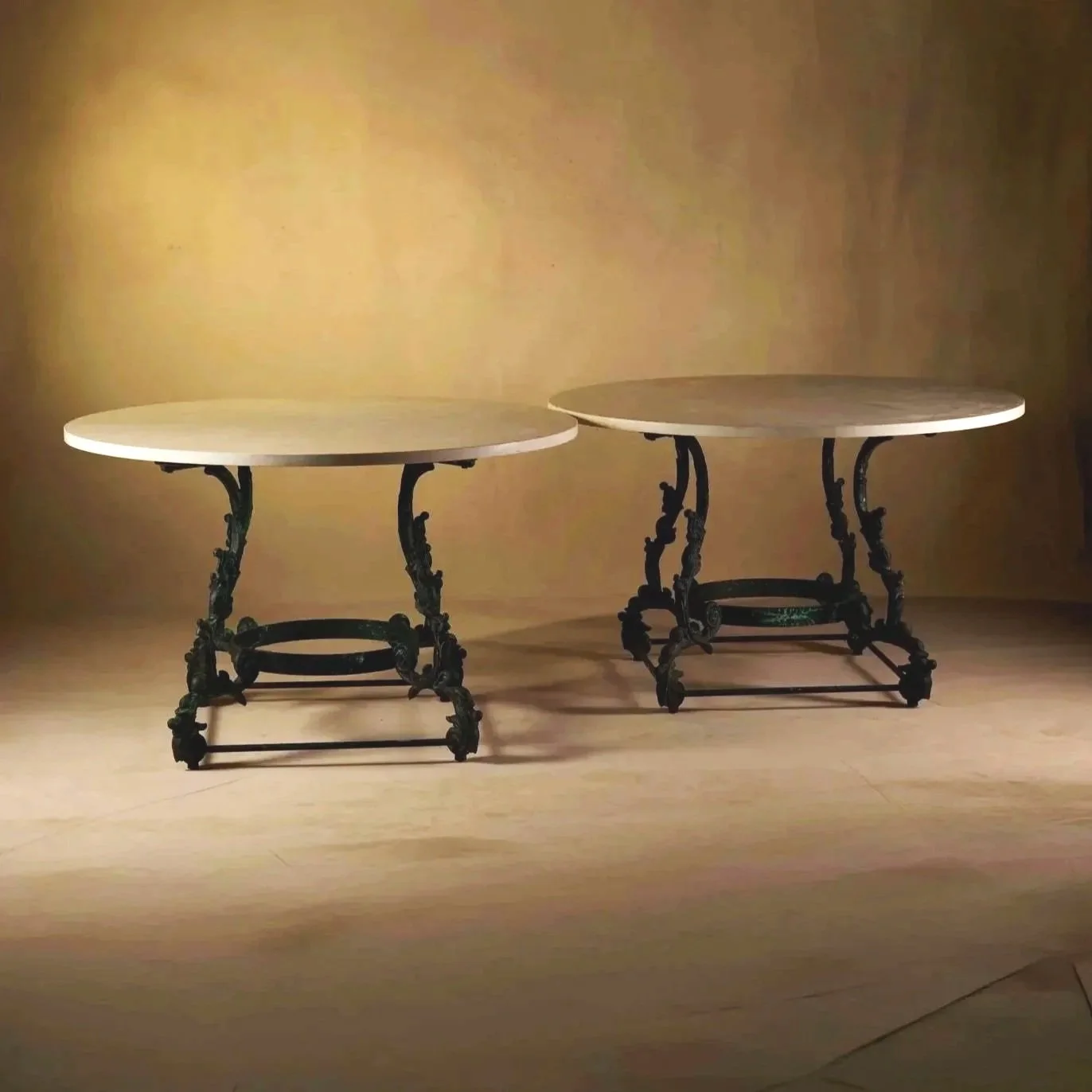 IG21066%252BPair%252Bof%252BTables%25252C%252BCast%252BIron%252BBase.jpg