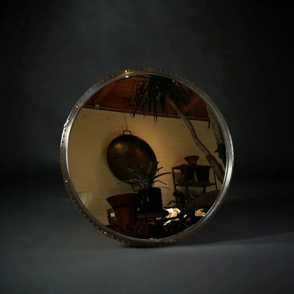 ROUND ALUMINUM MIRROR