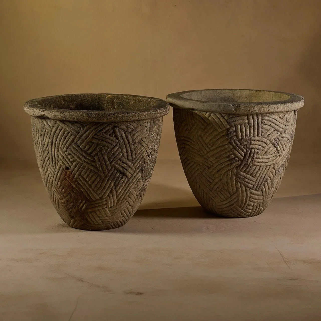 INDIAN BRAIDED CONCRETE PLANTERS