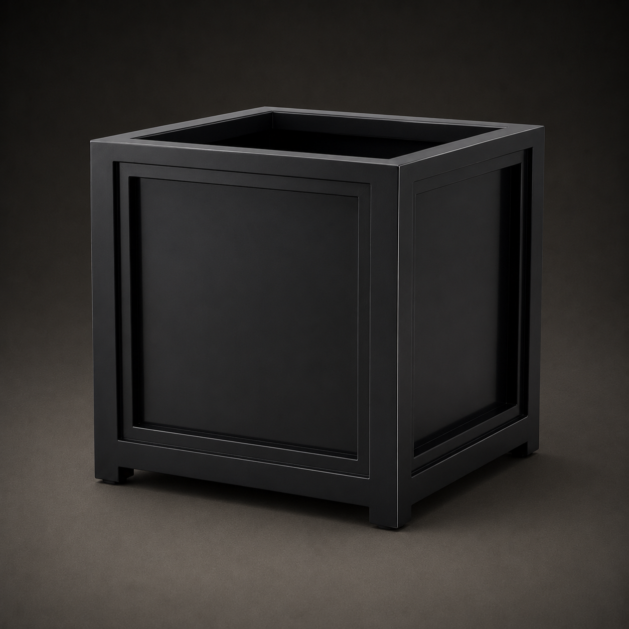 mlt034-inner-gardens-custom-aluminum-planter.jpg