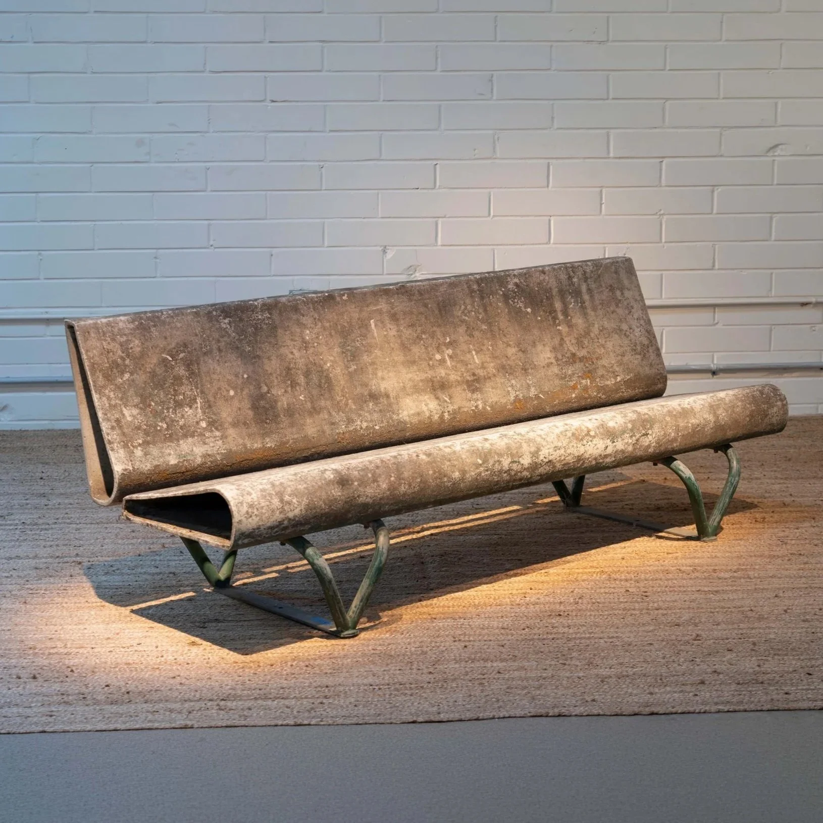 ANDRE LESERRE BENCH