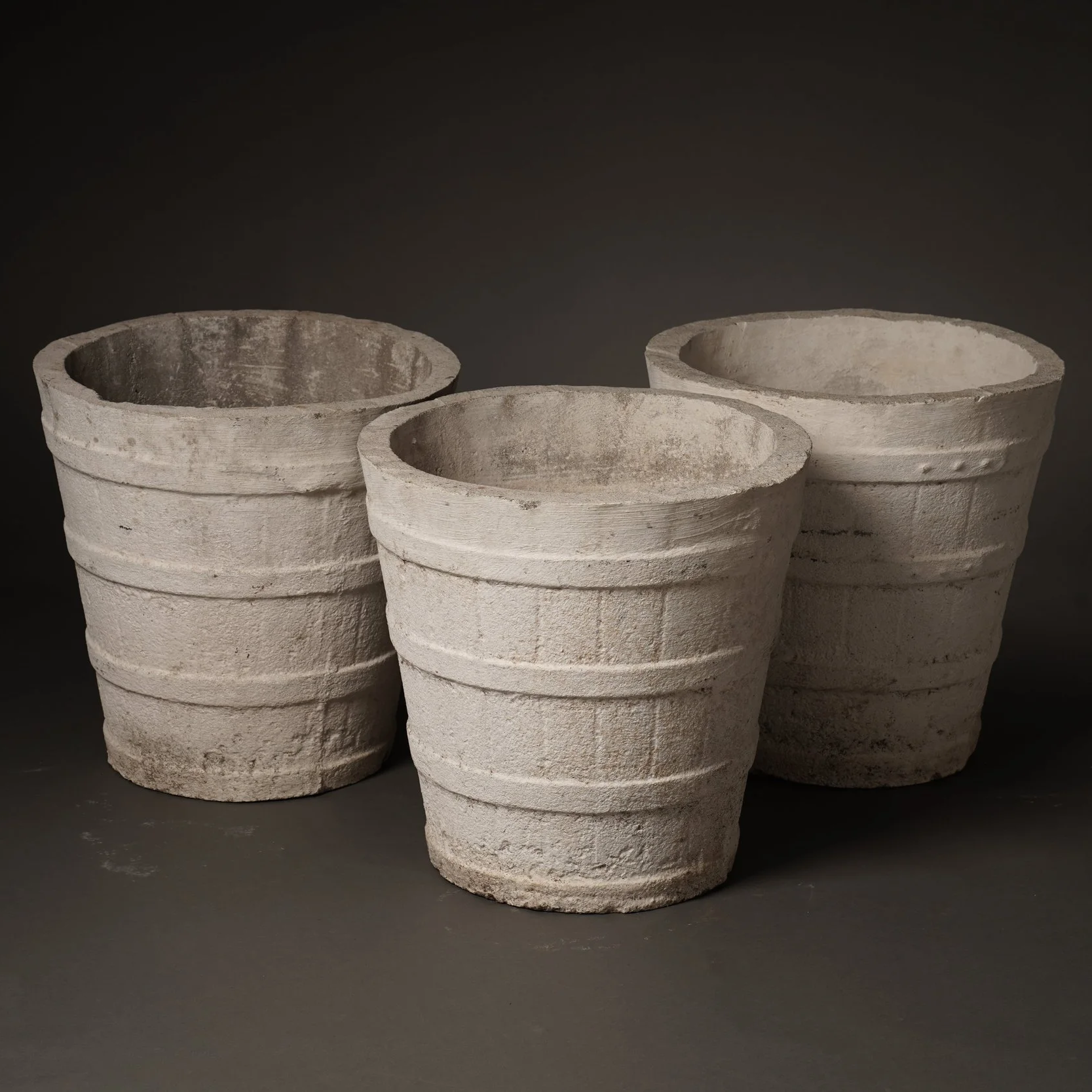 IG20979+French+Vintage+Willy+Guhl+Barrel+Planters+17%27%27D+x+17%27%27H+%285%29-min.png