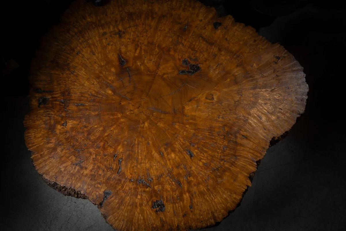 IG20808 Elm Bur Coffee Table Circa.1950 46.5''D x 19''H_1.jpg