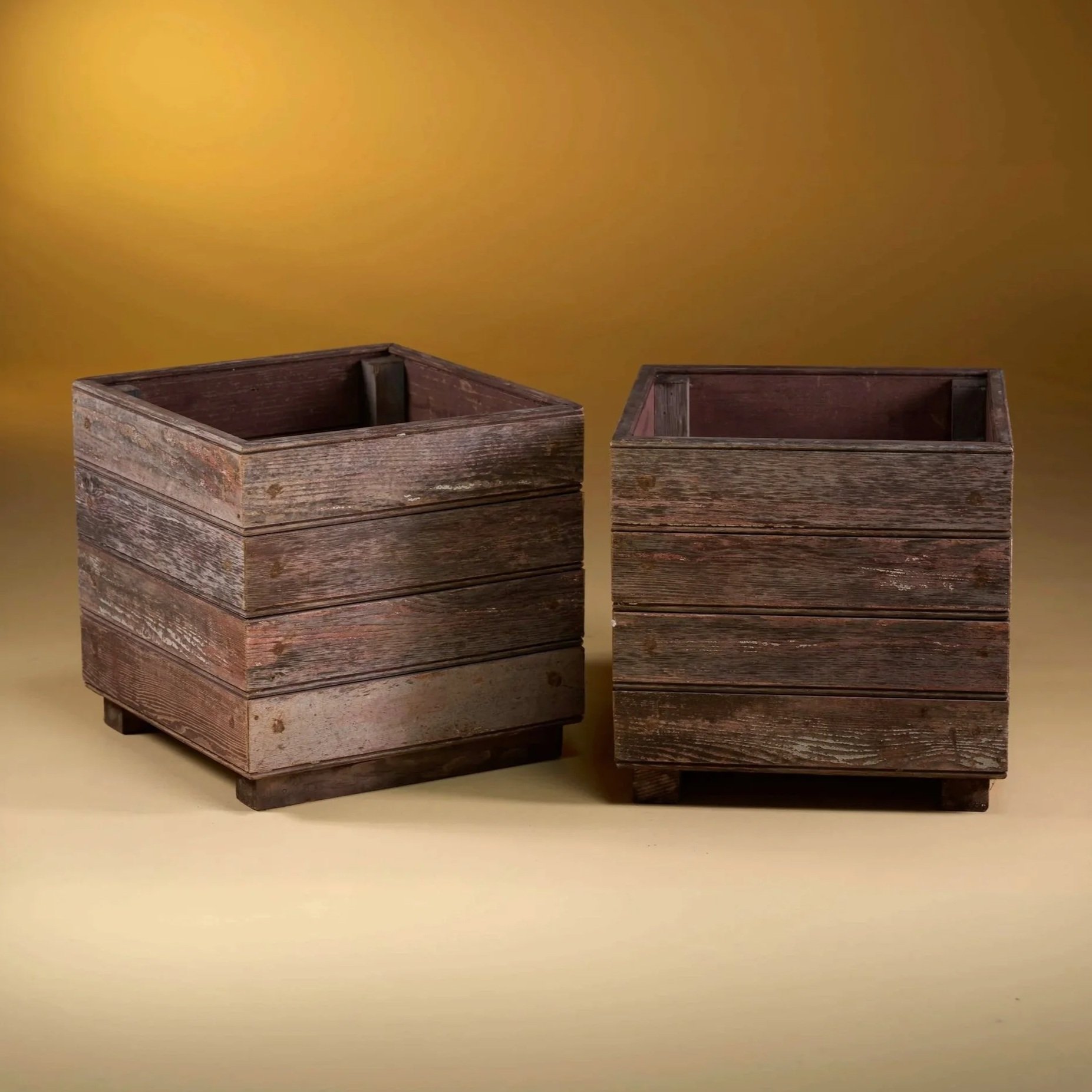 FRENCH PINE ORANGE PLANTERS