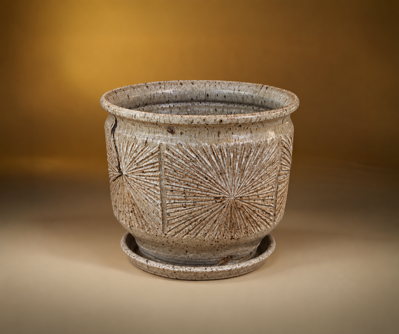 ROBERT MAXWELL SUNBURST PLANTER