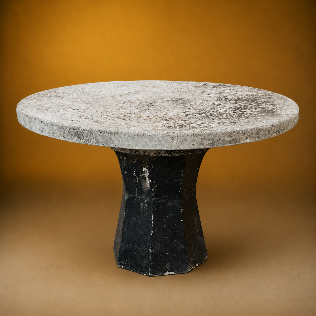ITALIAN CONCRETE TABLE