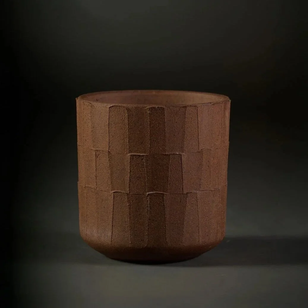 MALCOM LELAND UNGLAZED RIBBED PLANTER
