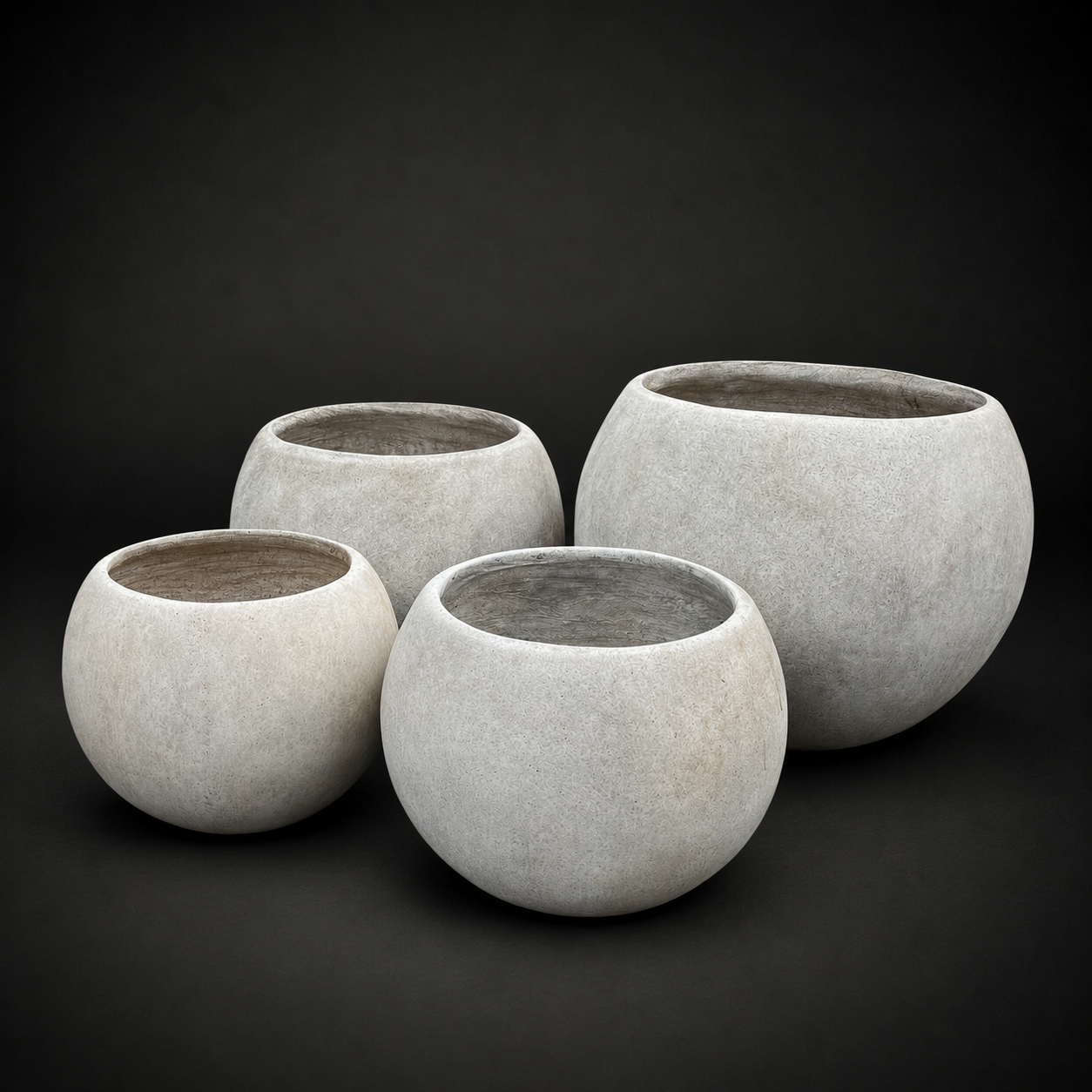 LIGHTWEIGHT CAST COMPOSITE RESIN SPHERE