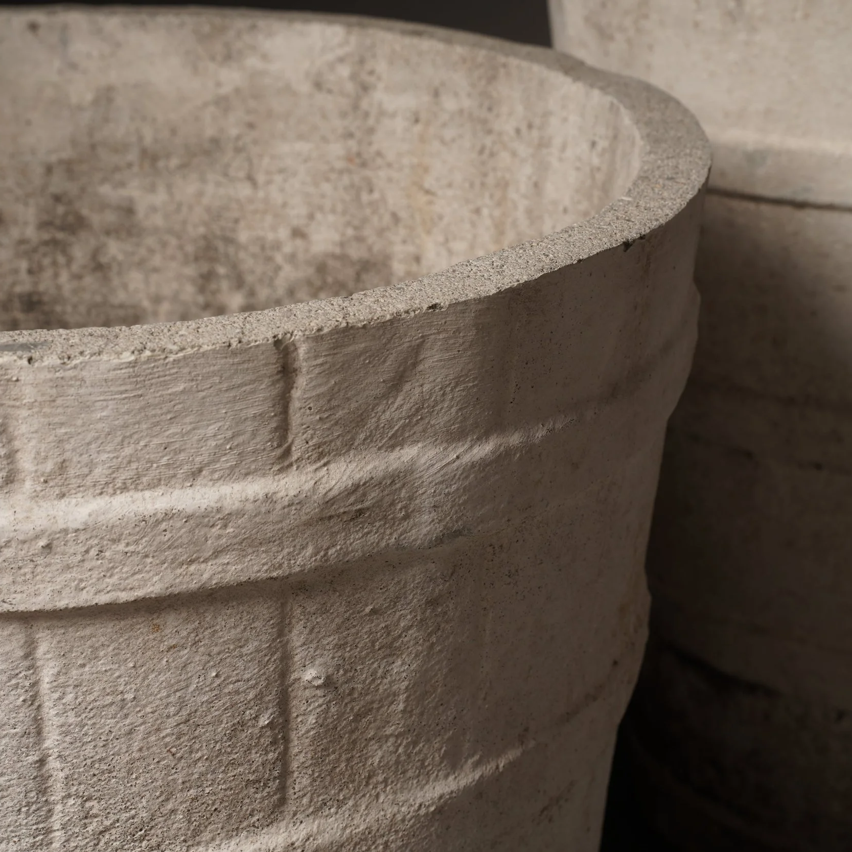 IG20980+French+Vintage+Willy+Guhl+Barrel+PlantersC.1950+21%27%27D+x+22%27%27H+%2819%29-min.png