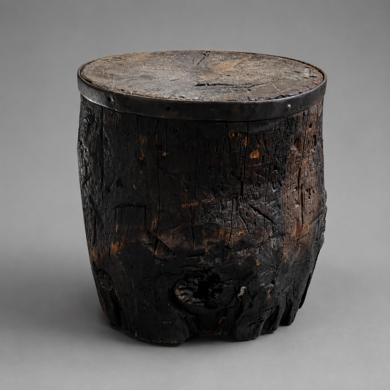 WOODEN STUMP SIDE TABLE ON WHEELS