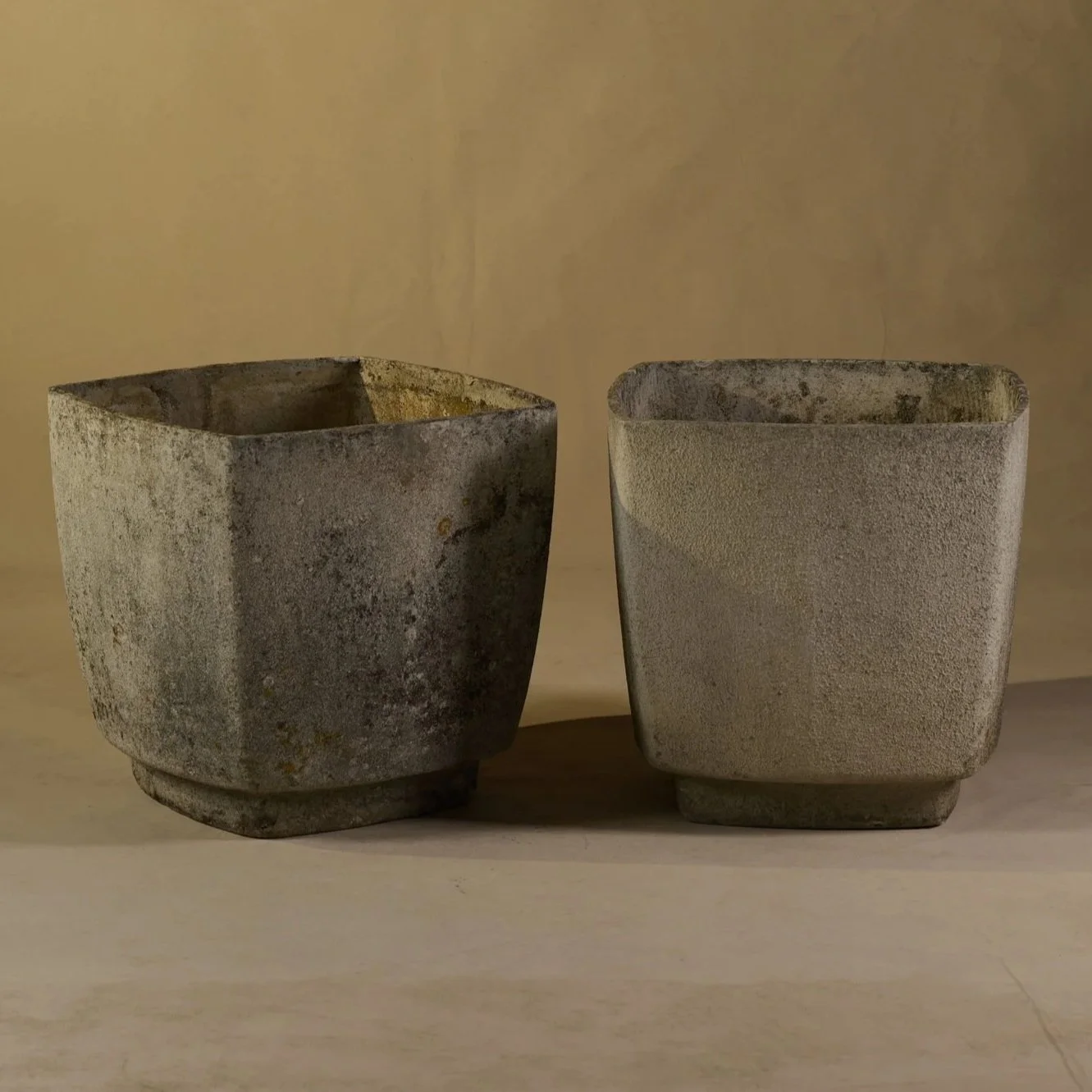 CUBIC SLOPE PLANTERS