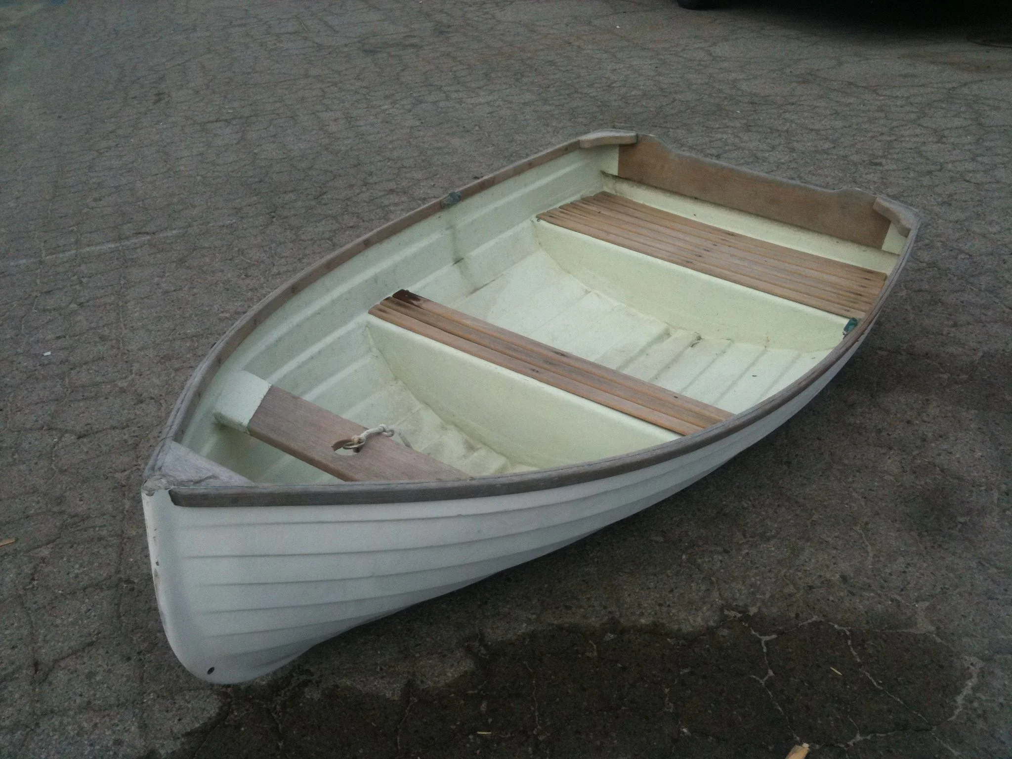 9_ Fiberglass Lapstrake (3).JPG