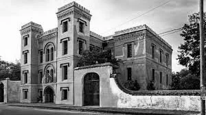 Old City Jail.jpg