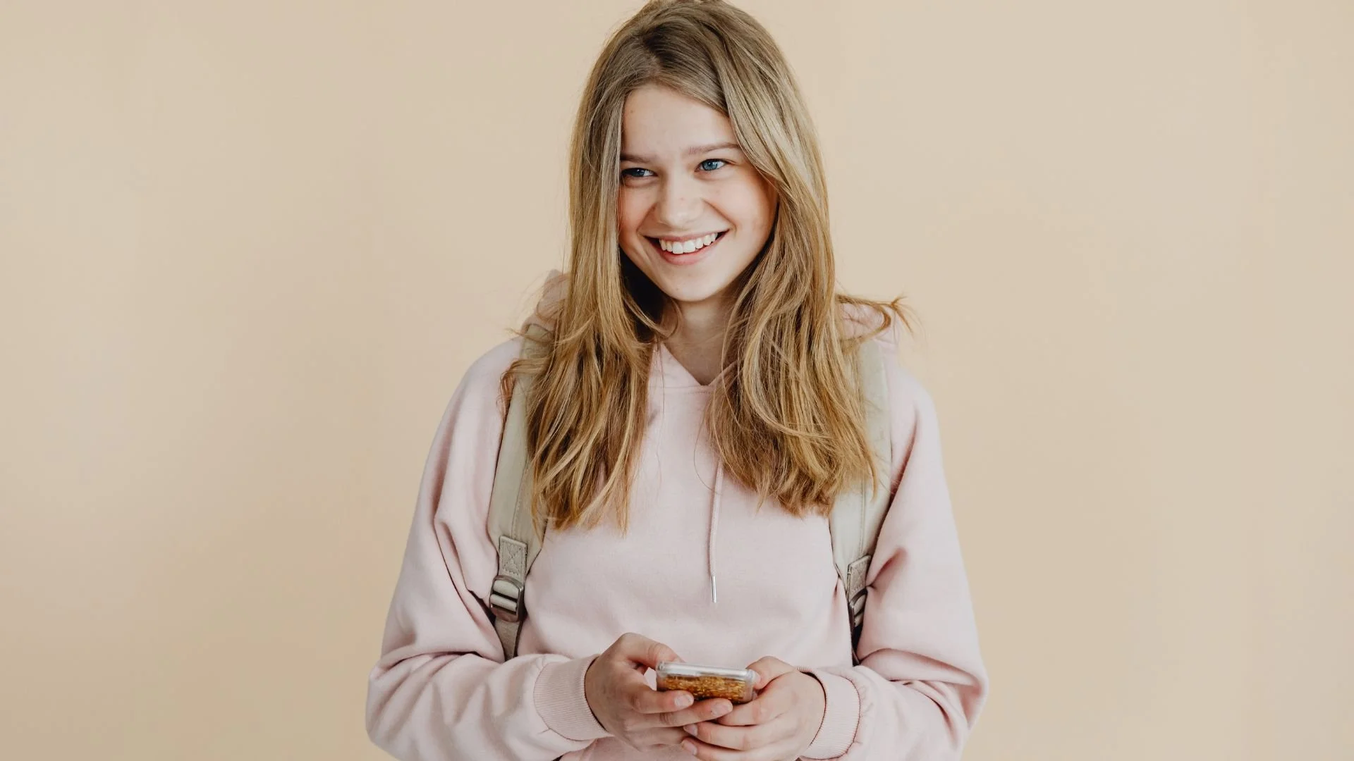 Teen girl looking for ADHD testing for teens in Greenwich, Connecticut