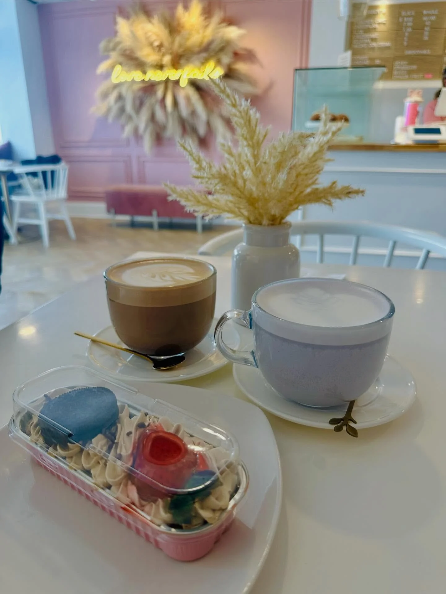 Wondering what working with me is like? Picture this...

We&rsquo;re at your favorite local coffee shop. You&rsquo;ve got your laptop open, your coffee in hand, and that look on your face... the one that says you&rsquo;ve been holding this question i