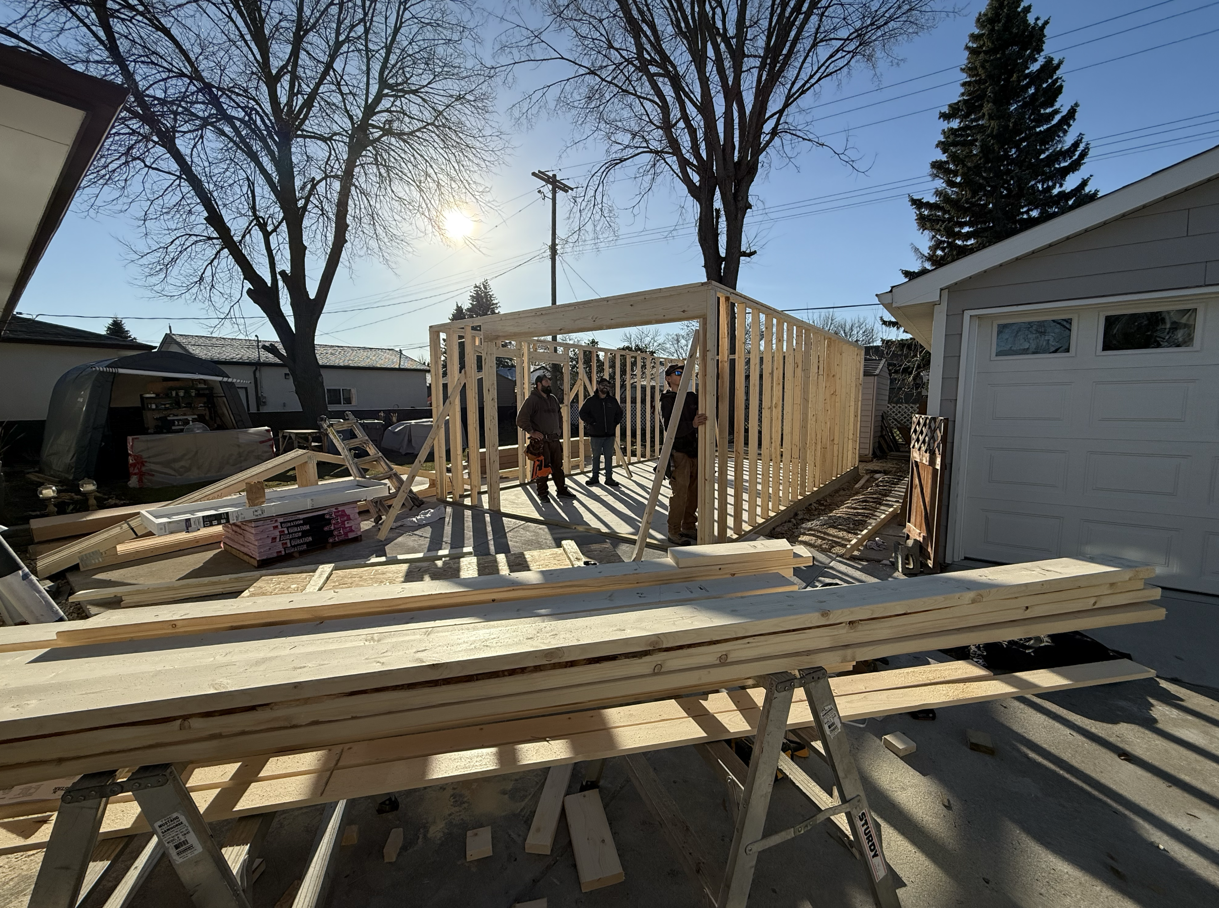 garage-build-in-manitoba-by-war-eagle-construction-framing.png
