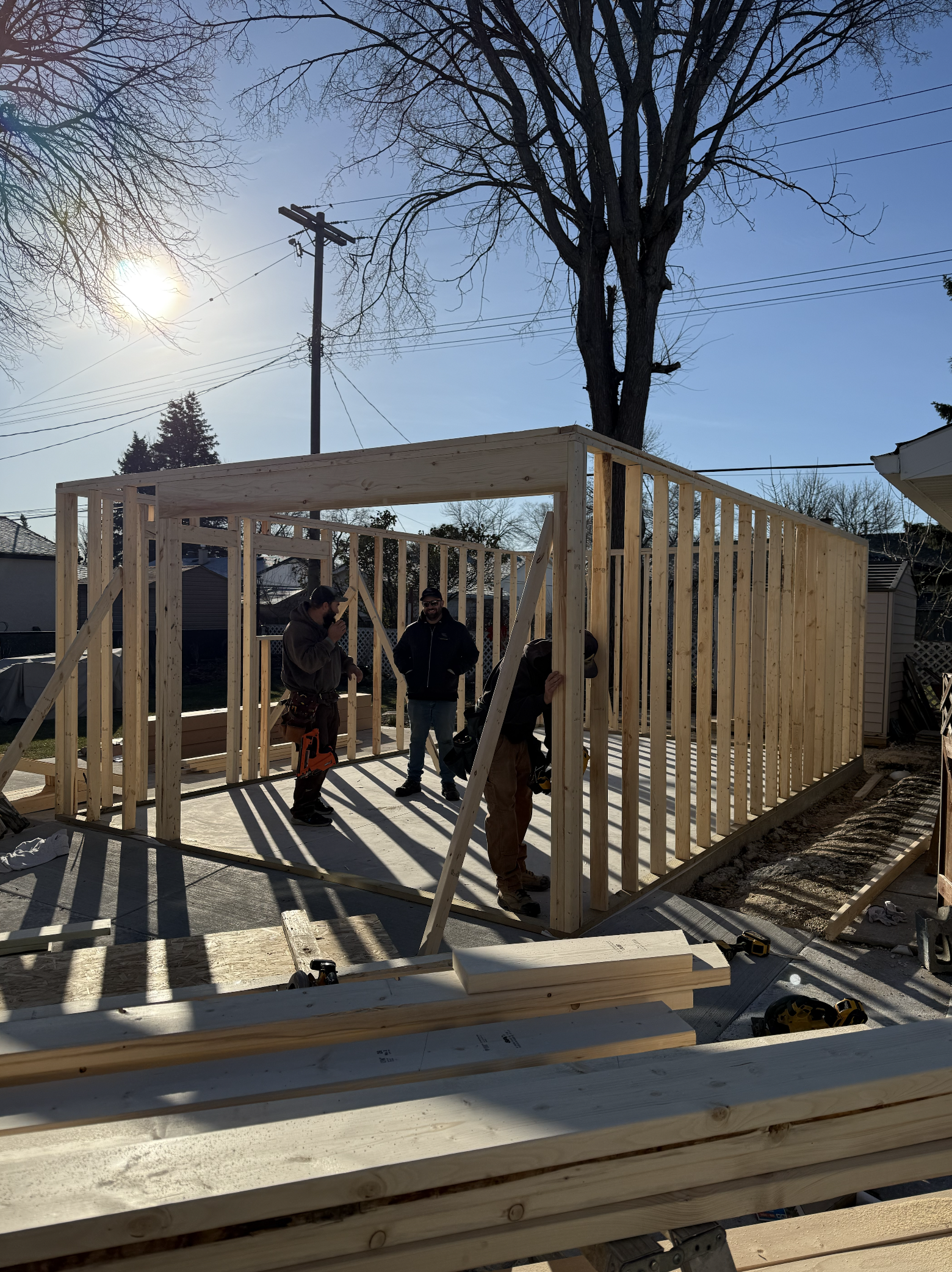 garage-build-in-manitoba-by-war-eagle-construction-framing-step.png