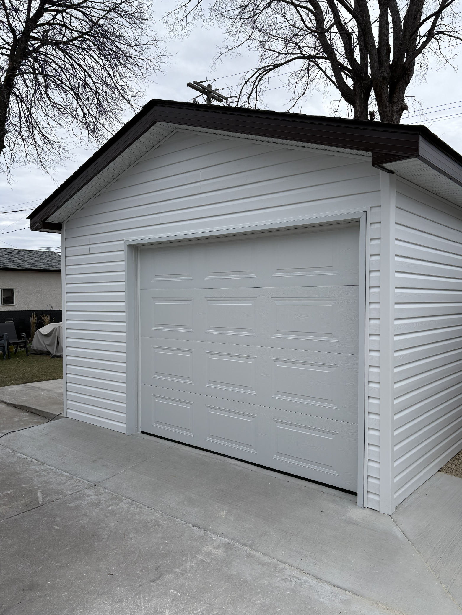 new-garage-build-war-eagle-construction-manitoba.png
