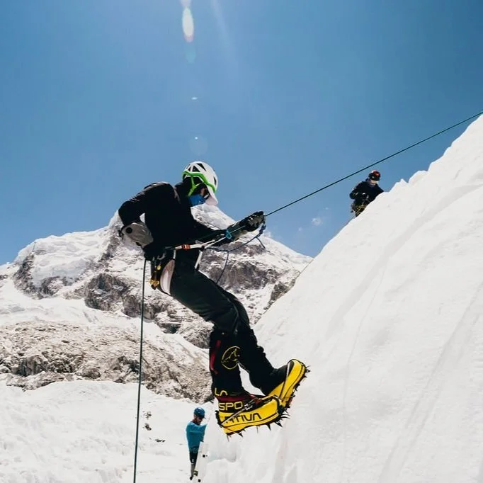 Rugged_Luxury_Everest_Base_camp_ice_climbing_