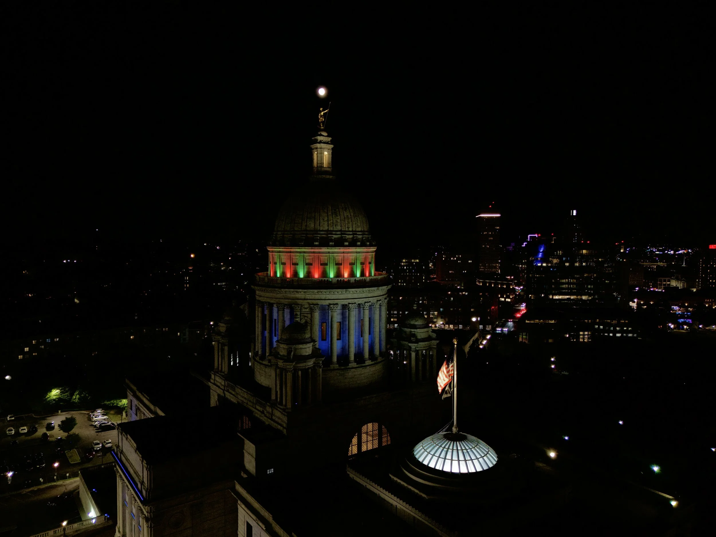 Night view of historic Rhode Island State House