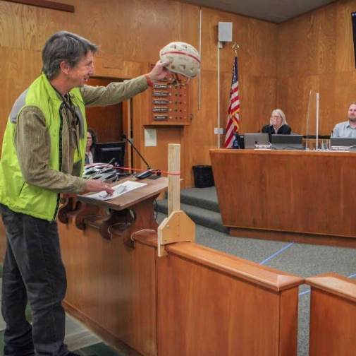 Rallying public support