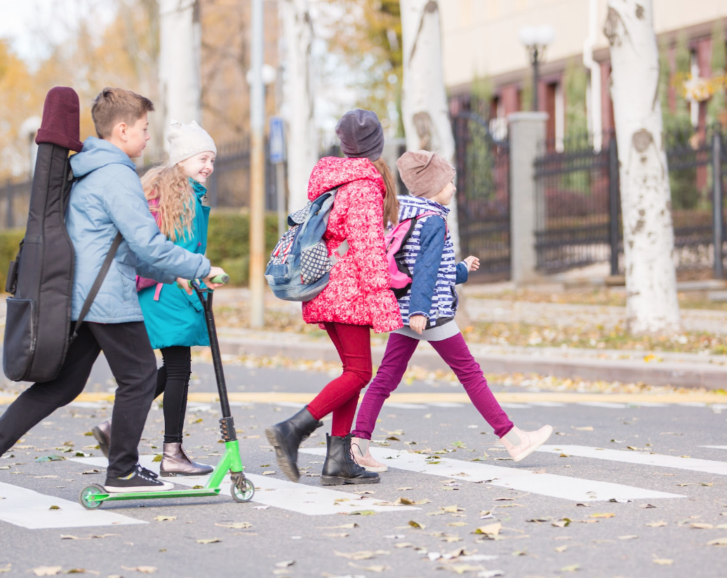 safe streets petaluma children crossing street.png