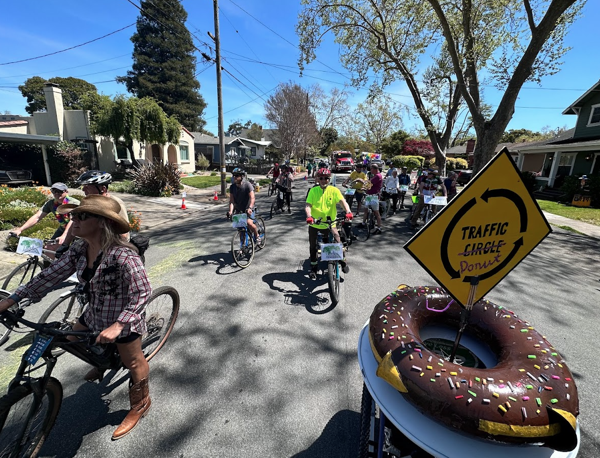 Petaluma cyclists, Butter Egg Ride