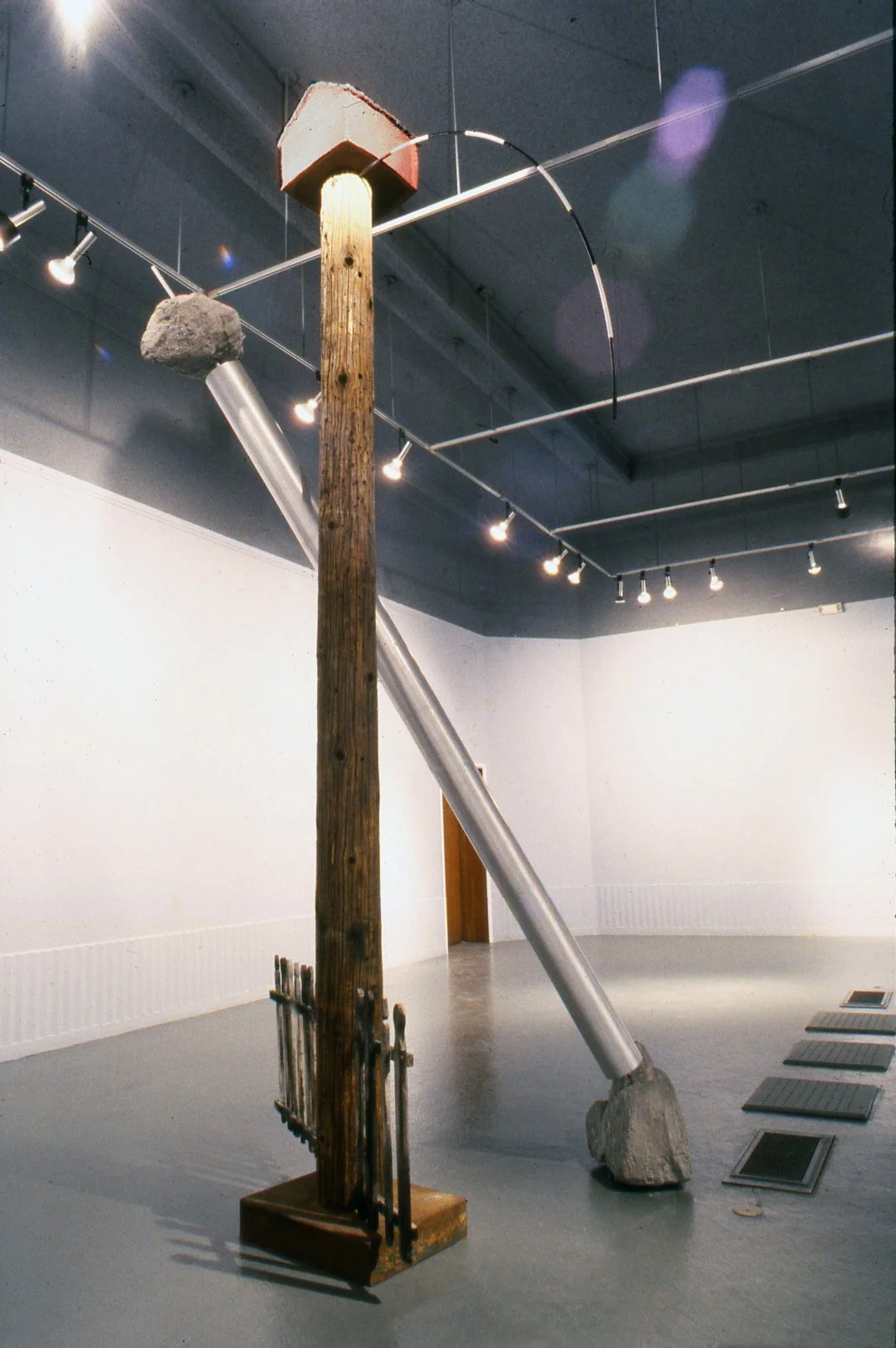 84_Funerary_Pole2-MB.jpg