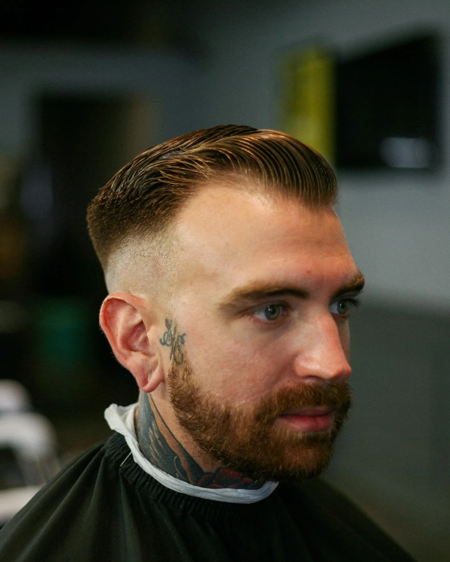 One from the archive 💈😎

Gave my boy @dereksayegtattooer that fresh cut. 👌👌
If you&rsquo;re looking to freshen up your haircut click the link in bio and book your next appointment! 
-
✂️ by: @thebarber_simile 
-
.
.
.
#ParlourBarbershop #Barber #