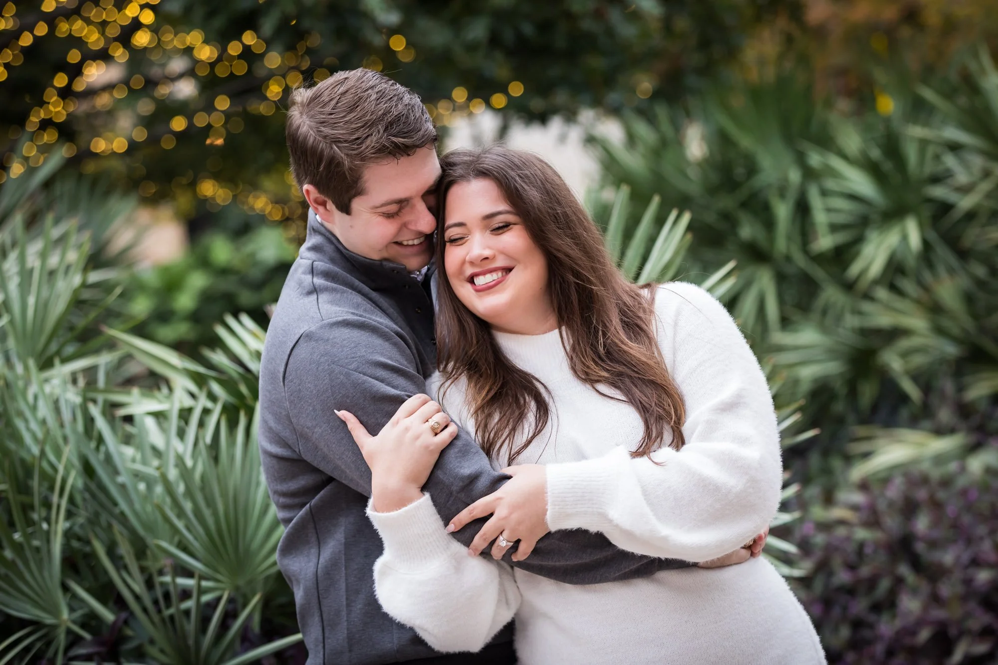 los-angeles-engagement-photographer-hug-6008.jpg