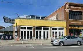 Cobb’s Corner Bar