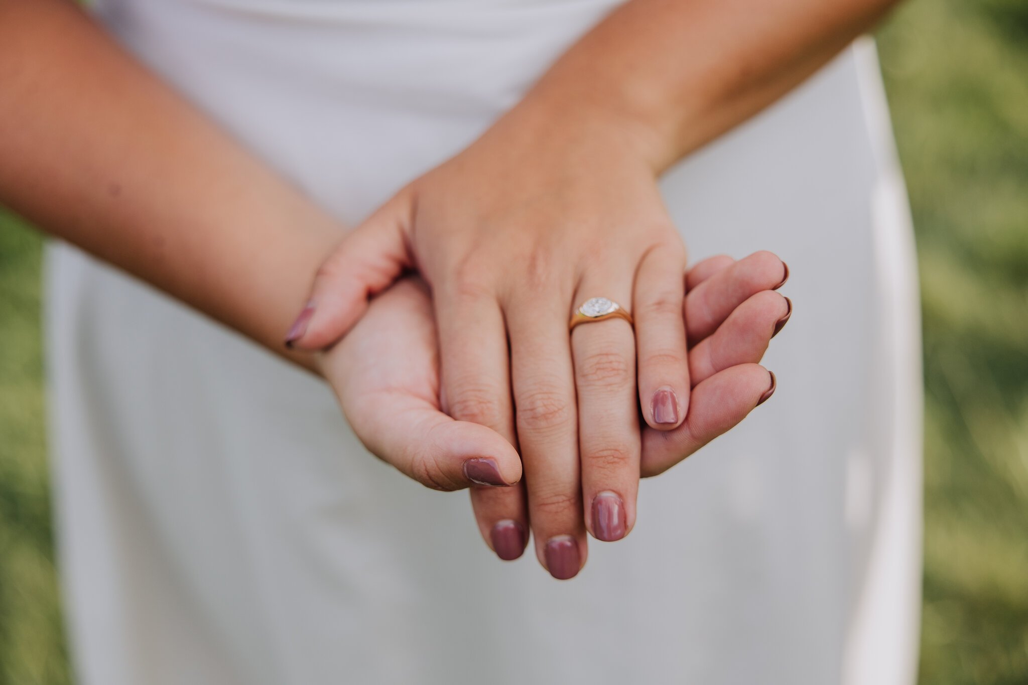 lake-chelan-proposal-photographer-engagement-ring-detail-28.jpg