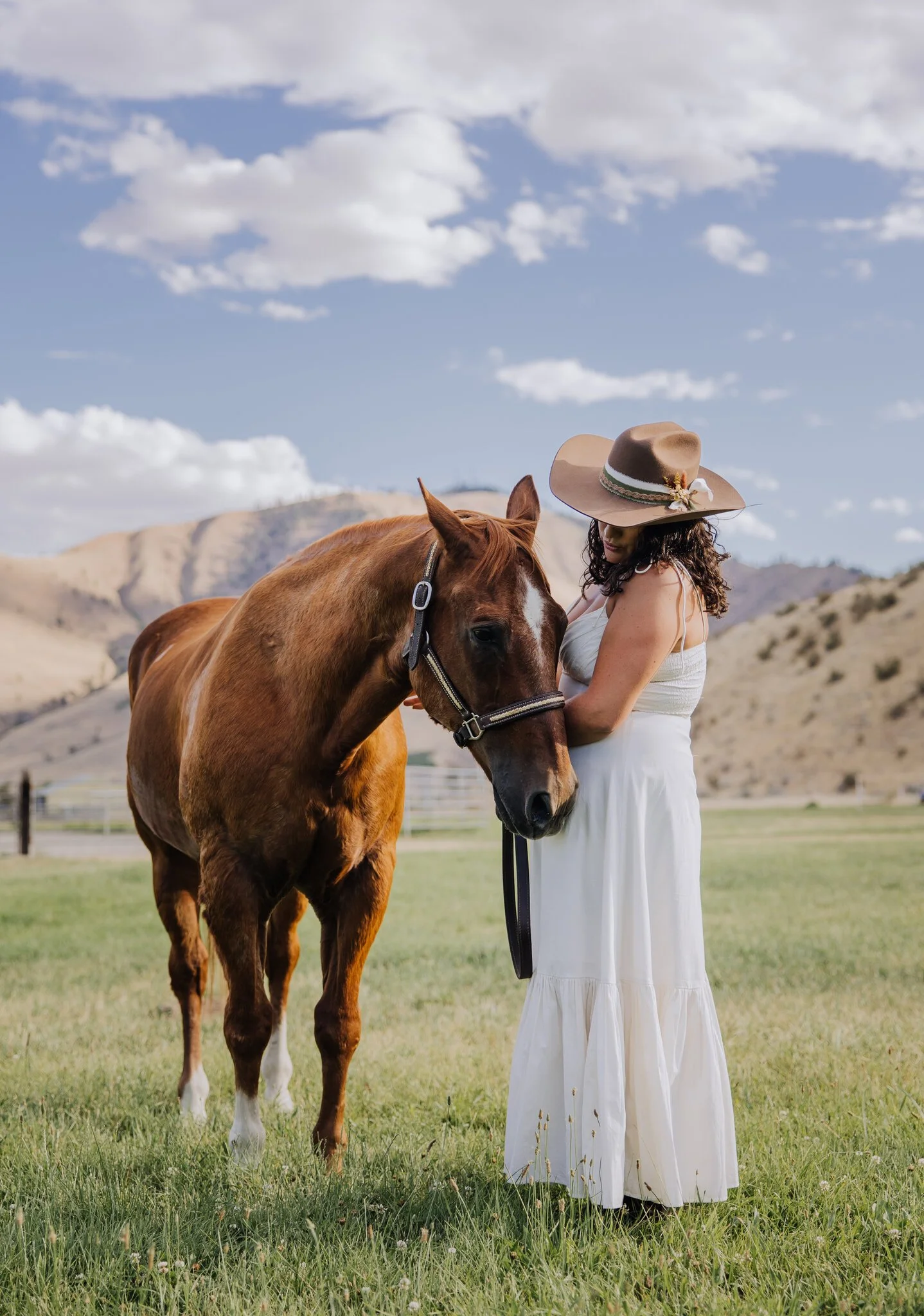 A Lake Chelan Proposal Surprise, Starring Selah and Her Horse