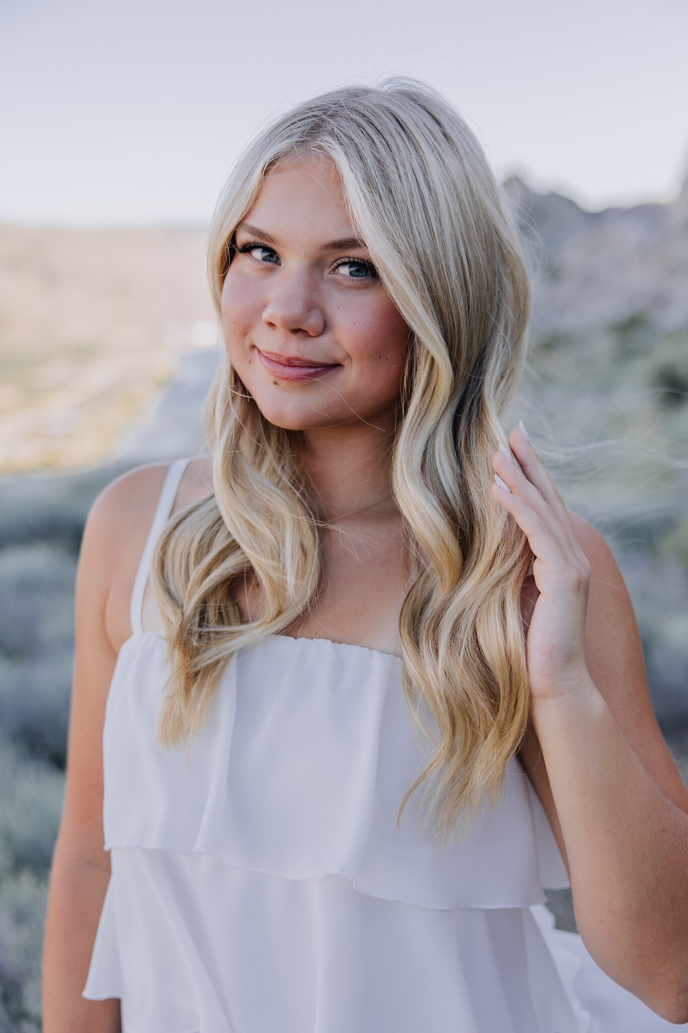 lake-chelan-senior-photographer-casual-portrait-17.jpg