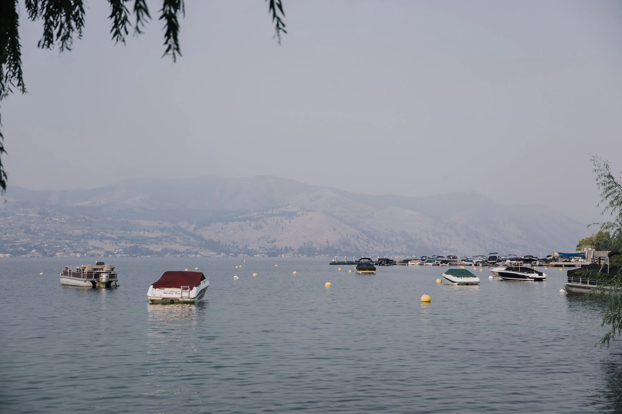 lake-chelan-senior-photographer-smoky-lake-view-01.jpg