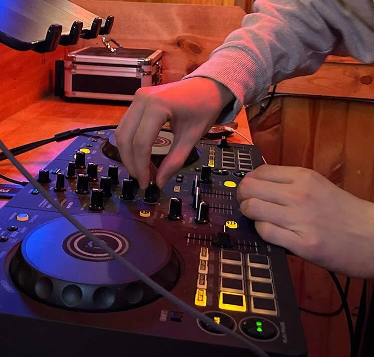 DJ deck for holiday party in Cincinnati
