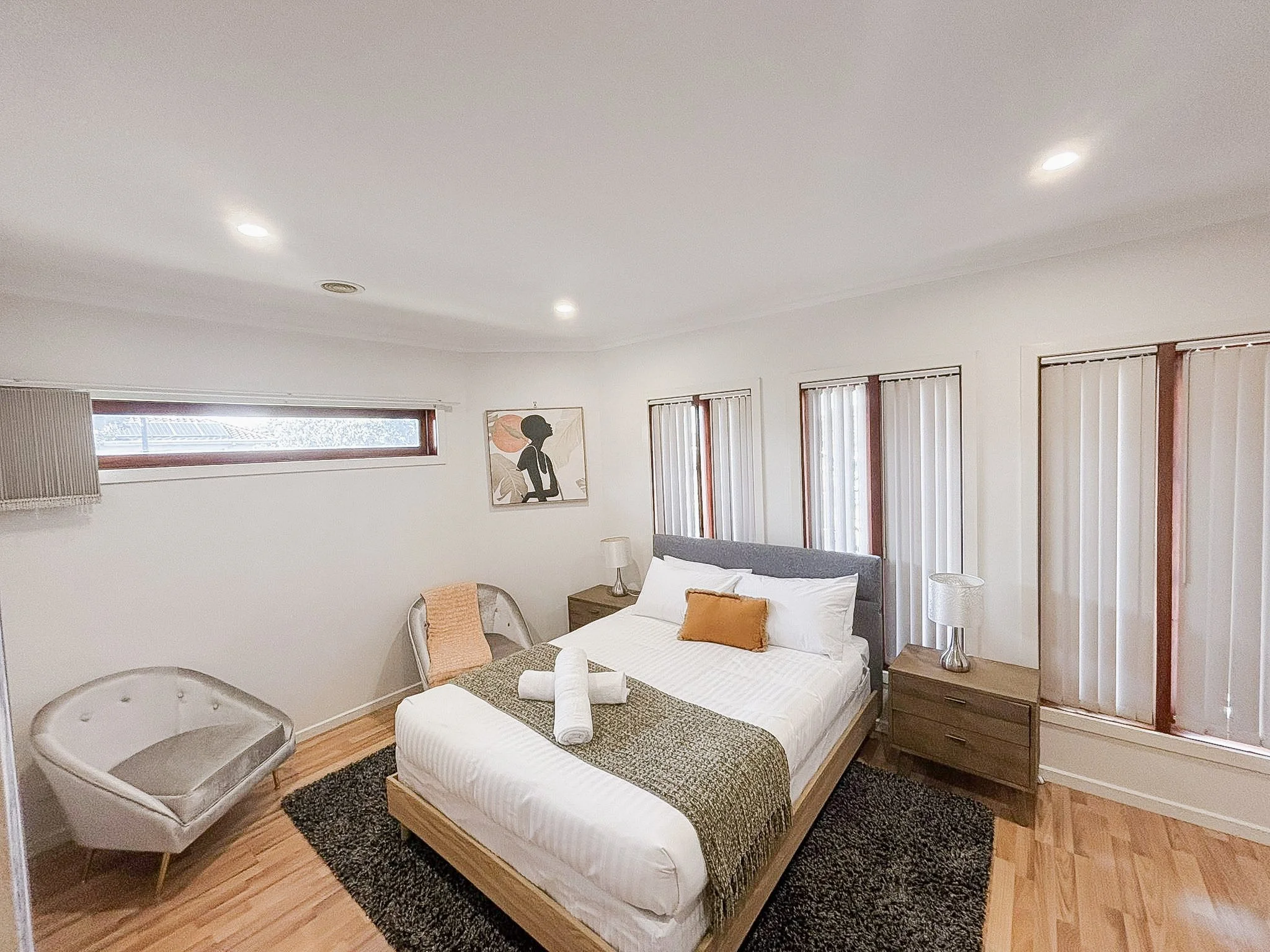 epping_farmhouse_bedroom_02.jpg