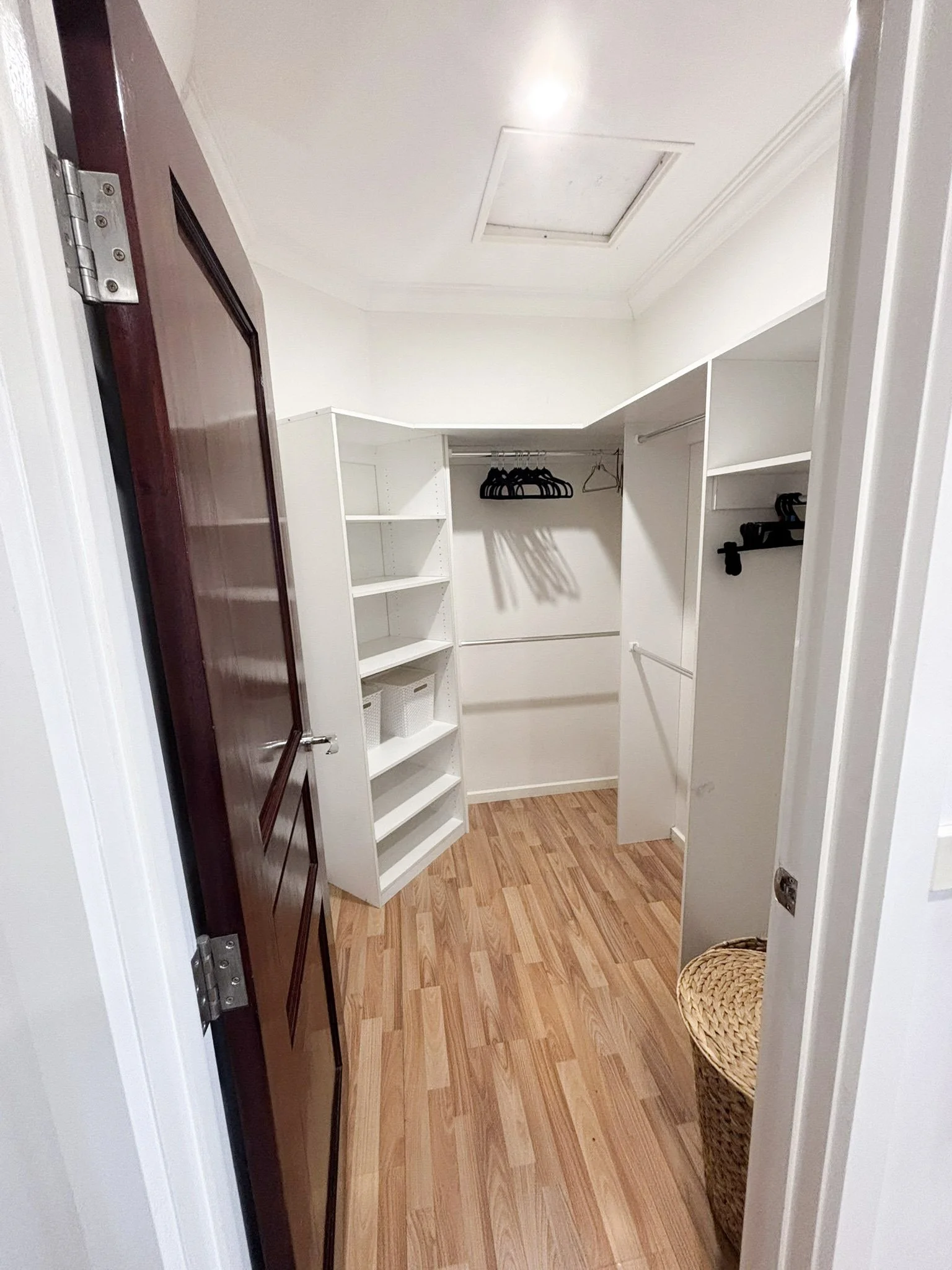 epping_farmhouse_closet.jpg