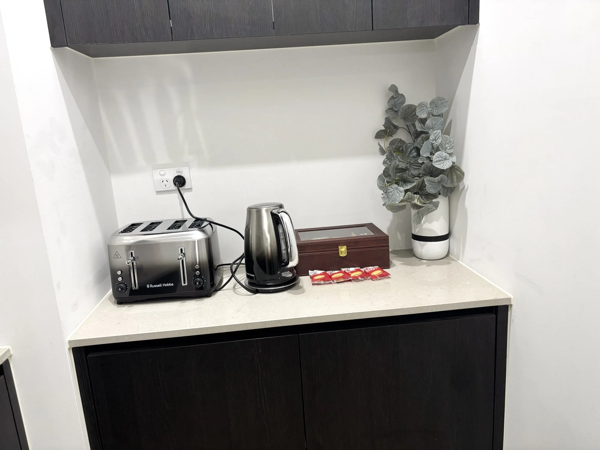 doreen2_kitchen_01.jpg