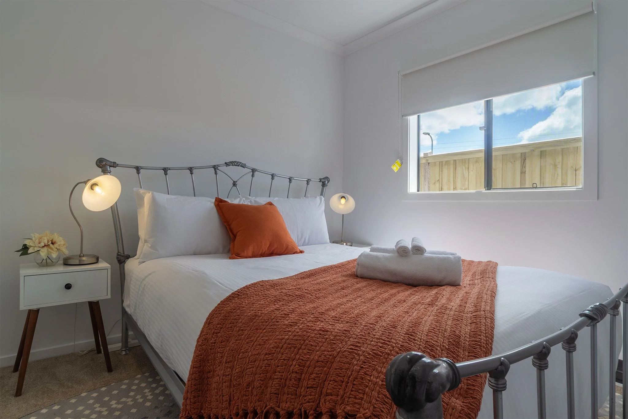 bed 2.jpg