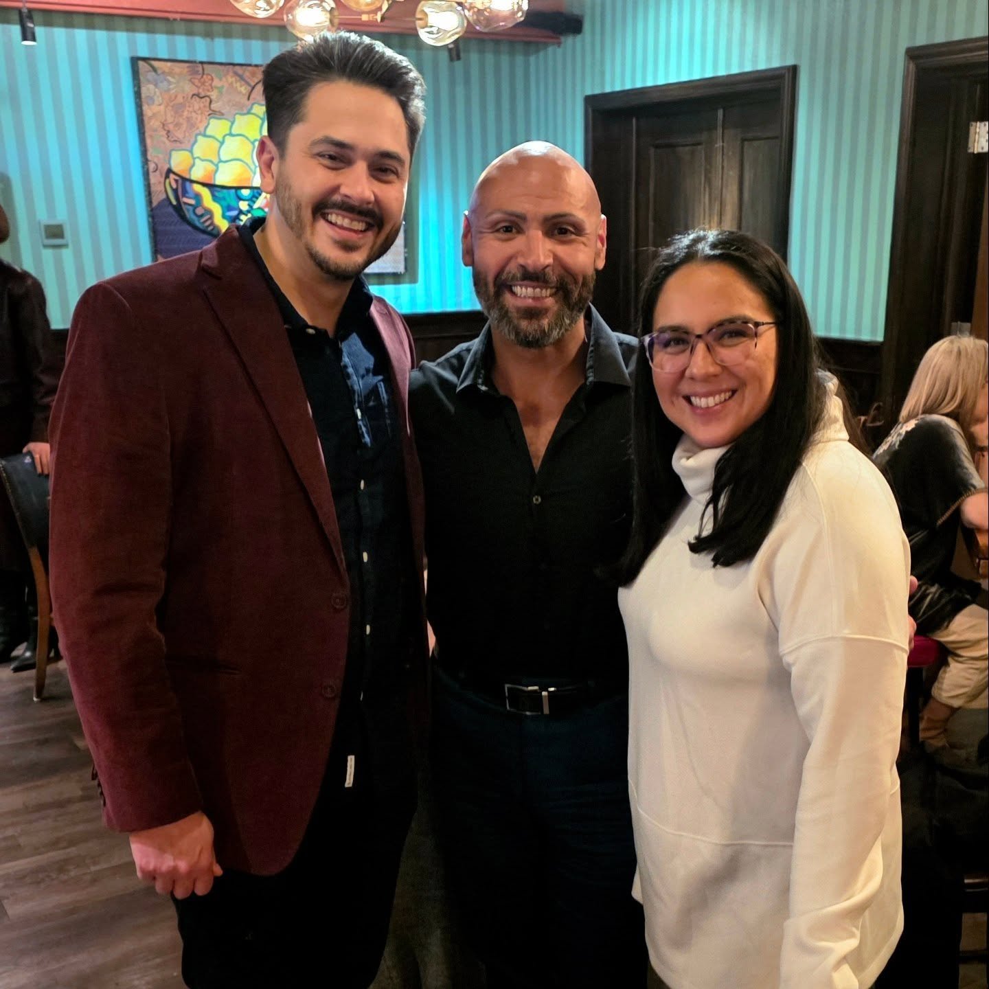 Great food, great conversation, and even better company. So nice catching up with a colleague and finally meeting his wonderful wife, Lorena. Nights like this remind me how lucky I am to work with such good people.

📞📩 Let&rsquo;s connect: www.show