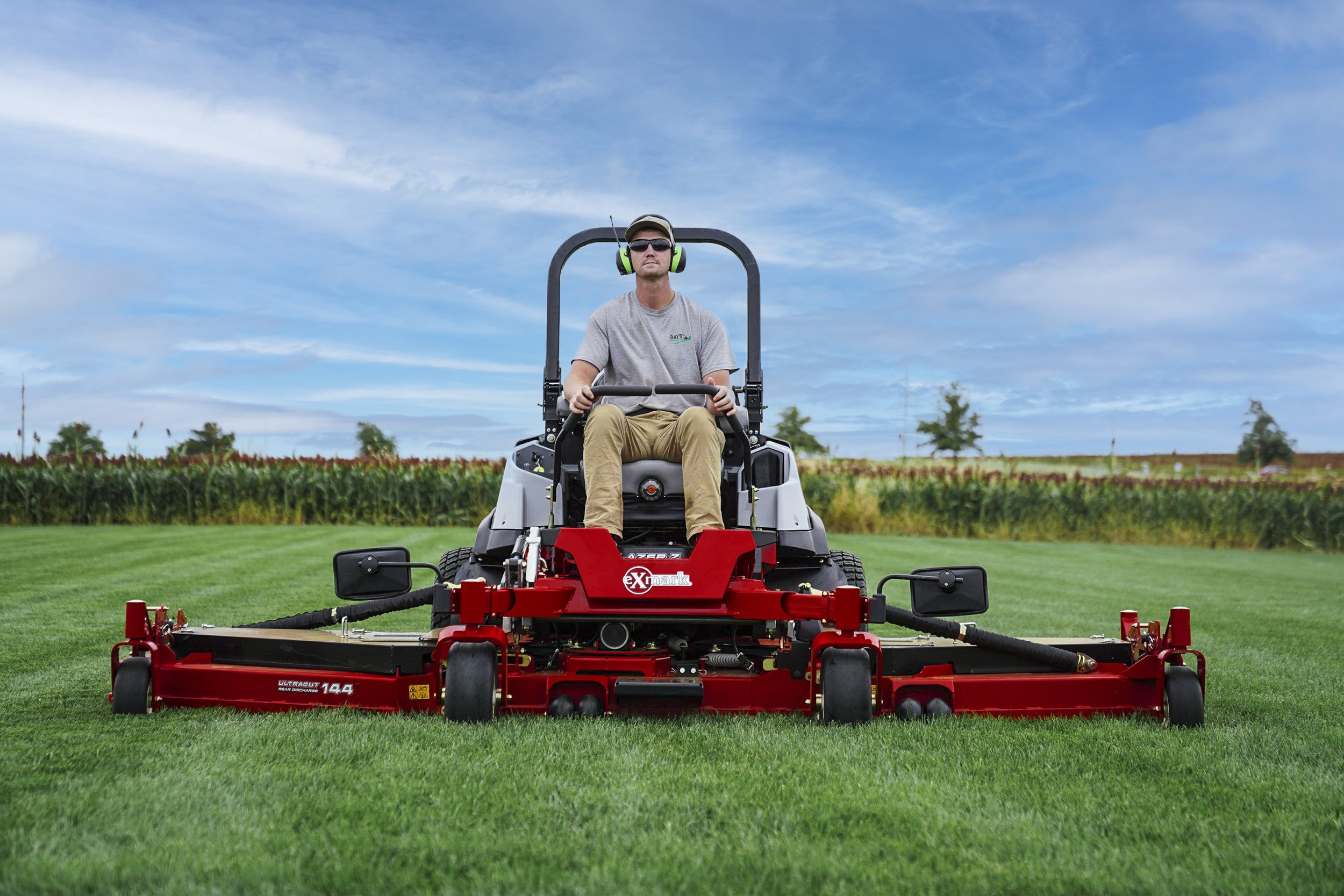 EX22_LazerZ_Diesel_144_InUse_4.jpg
