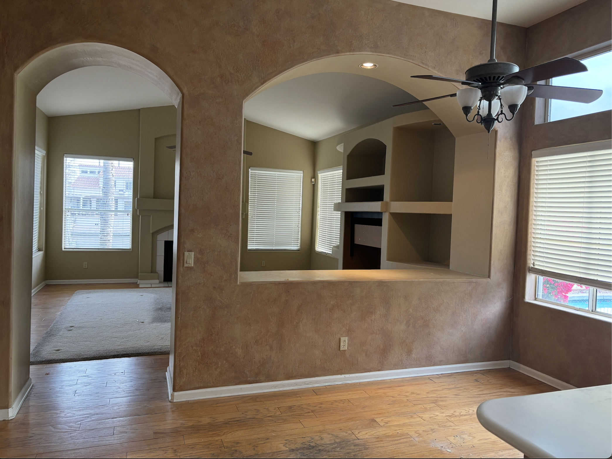Kitchenette Before